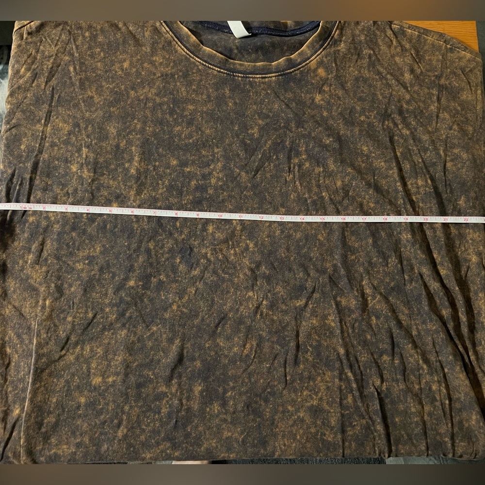 Rust colored Tee - Picture 5 of 5